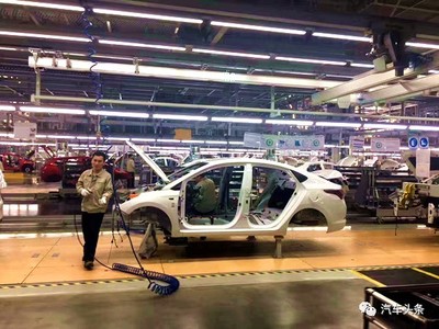 頭條·快訊 | 傳北現滄州工廠停產？中方“一把手”現場辟謠，汽車銷售或將迎來新格局