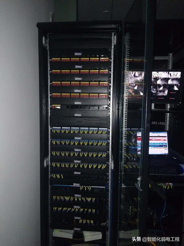 誰才是弱電工程機柜的“顏值擔當”？施工理線的美學與實務